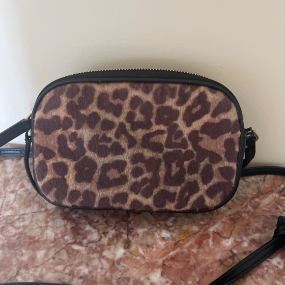 Calvin Klein Crossbody - Picture 3 of 6